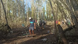 Llamó la Municipalidad y levantaron la toma de la chacra en Valentina Sur