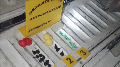No pudo disimular que era un dealer y lo llevaron detenido