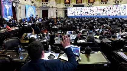 El Gobierno busca crear un impuesto para pagarle al FMI