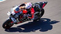 Espargaró le dio la primera pole a Aprilia