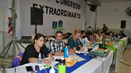 Se tensa la relación del gobierno rionegrino y los docentes