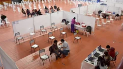 Covid: Salud habilitó dosis de refuerzo para nuevos grupos etarios