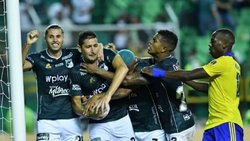 Un Boca sin rumbo sufrió un golpe duro en Colombia