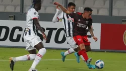 Agridulce triunfo de River en Perú