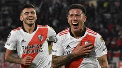 River ganó con dos golazos y suma puntaje perfecto
