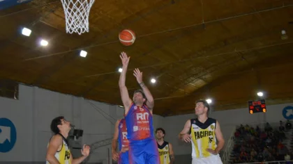 El Depo volvió a ganar y complicó al Deca