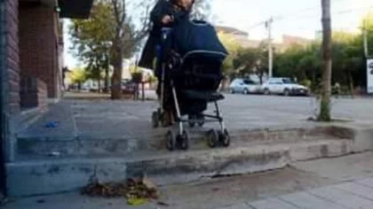 La odisea de transitar las veredas de Neuquén
