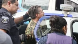 El loco del rifle, los pumas y la niñita rescatada