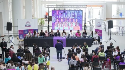 Las Leonas dieron una charla abierta en la Legislatura