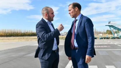Guzmán llegó a Neuquén y lo recibió Gutiérrez