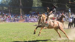 Comienza el campeonato neuquino de jineteadas