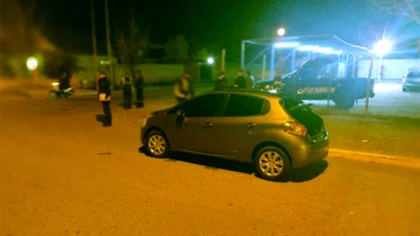 Los detuvieron por el olor a porro y tenían 800 mil pesos