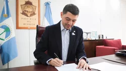 Koopmann le reclamó al presidente la restitución de la Tarifa Comahue