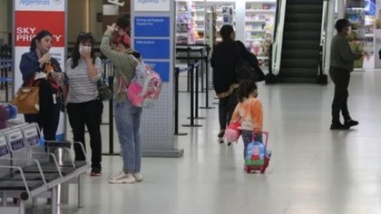 Anunciaron paro y peligran los vuelos a Neuquén