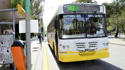 ¡Con este frío… no pasó el colectivo!