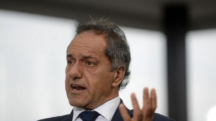 Scioli deja Brasil y asume en reemplazo de Kulfas