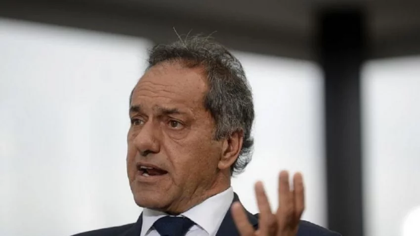 Scioli deja Brasil y asume en reemplazo de Kulfas
