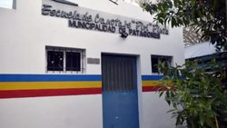Escuela de canotaje con el nombre de un abusador
