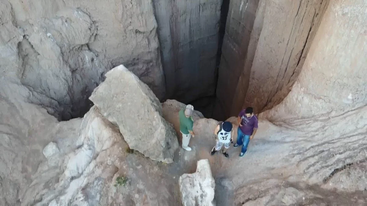 Encontraron muerto a un joven en la Cueva del León
