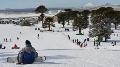 Quieren reactivar el complejo Primeros Pinos para este invierno