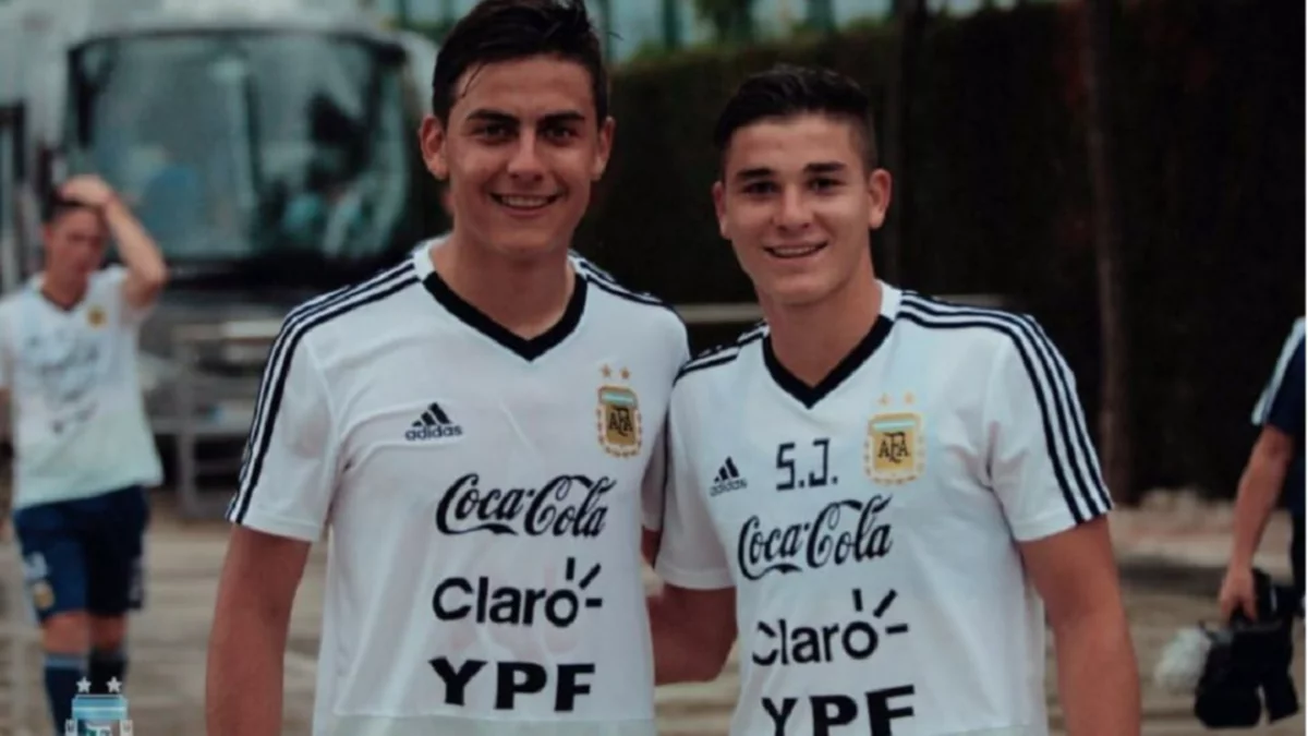 La regla que le permitiría a Alvarez y Dybala ir a Qatar