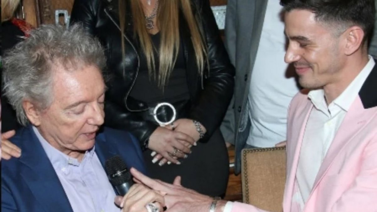 Se conocieron las fotos del casamiento de Pepe Cibrián con su novio