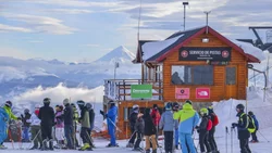 El Cerro Chapelco anunció su apertura con mucha nieve
