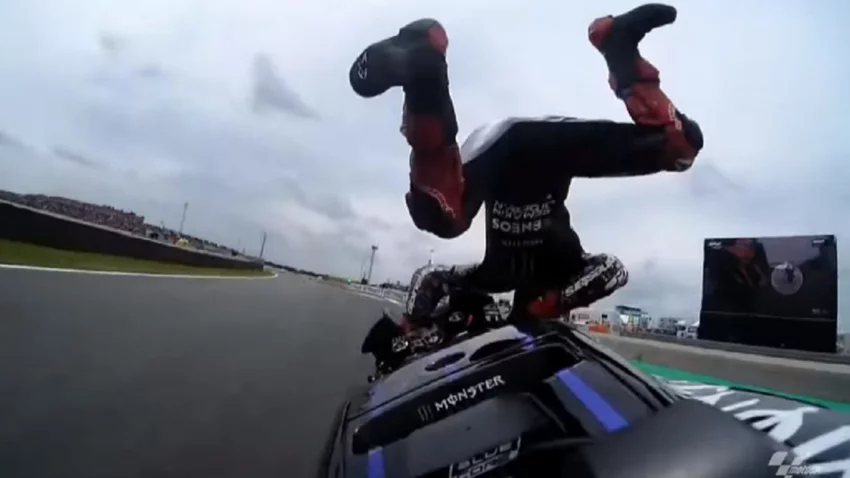 Video: el escalofriante accidente del Campeón de Motos GP