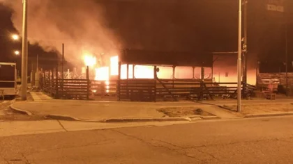 Ardió un bar en el Paseo de la Costa