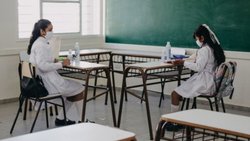 Desde el segundo semestre habrá clases los sábados