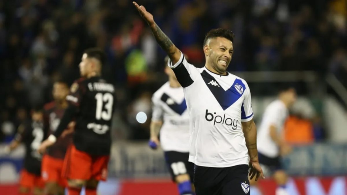 River la sacó barata ante un gran Vélez