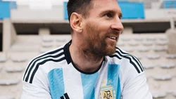 Con precios elevados, salió la nueva camiseta de la Selección