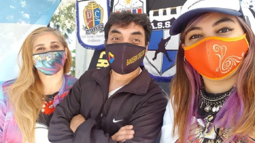Un neuquino sueña con hacer los banderines de la selección
