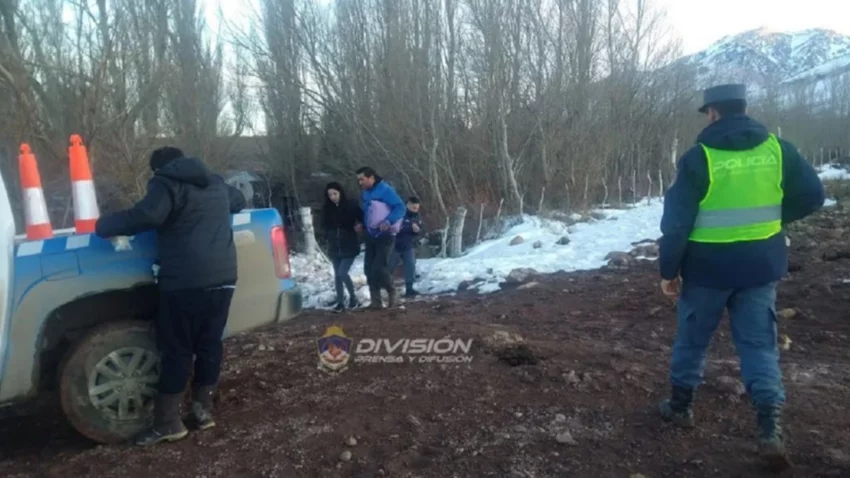 Complejo operativo para llevar a una embarazada al hospital