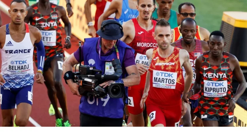 Un obstáculo imprevisto en la final del Mundial de Atletismo