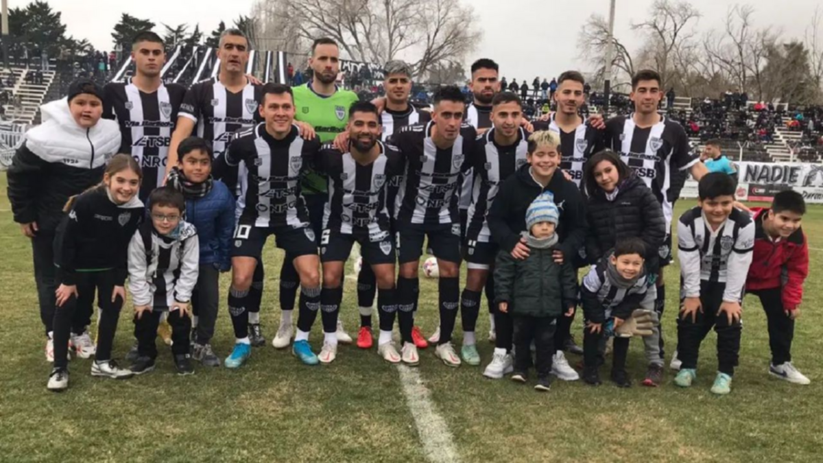 Cipo sumó un punto de local