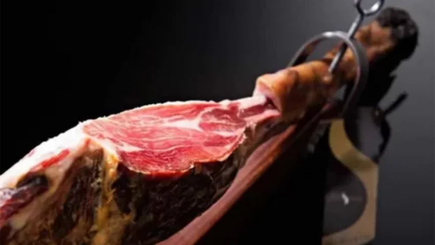 Neuquinos huyeron del control sanitario con una pata de jamón