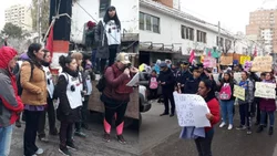 “Hace un mes que estamos sin dormir y con ataques de pánico”