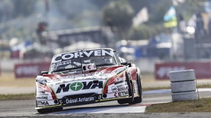 Urcera “hizo la tarea” y está a un paso del campeonato