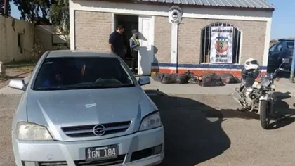 Llevaba 300 kilos de carne en el baúl y lo agarró la Policía