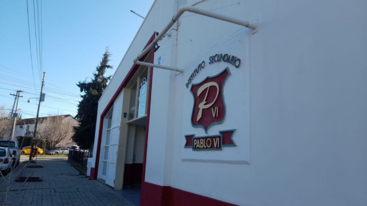 Explosión en el laboratorio del Pablo VI: alumna de 14 años grave