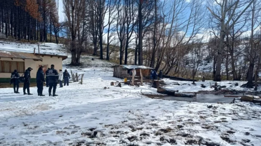 Encontraron restos humanos en un descampado
