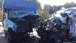 Choque fatal: cuatro muertos y un herido grave