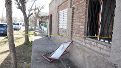 Barrio Bouquet Roldán: murieron dos hermanos en un incendio