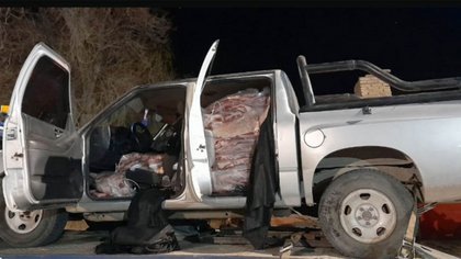 Llenó la camioneta de costillares y lo descubrieron