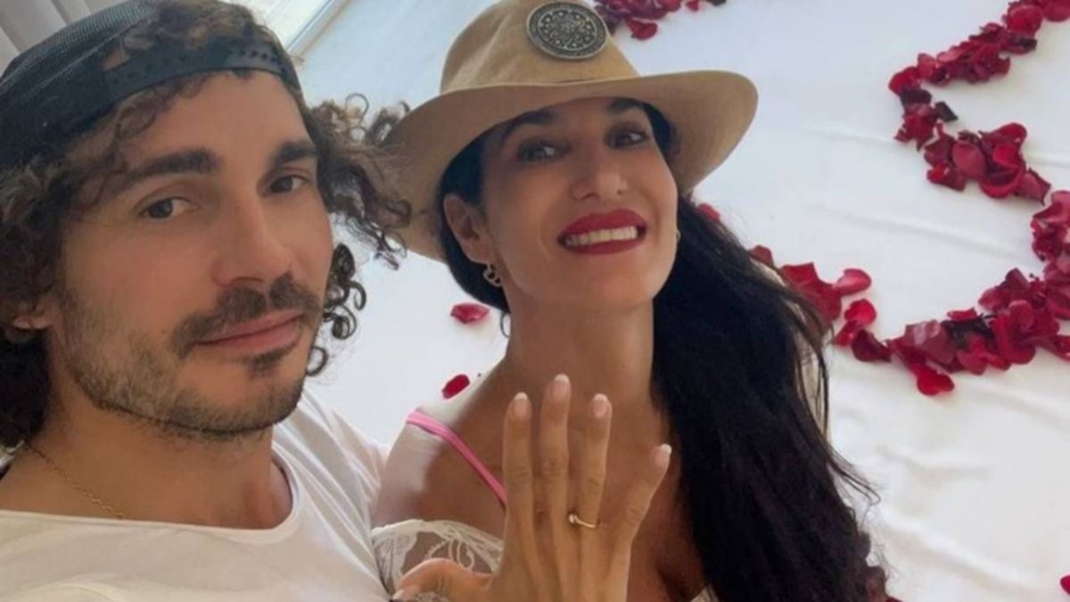 Se casó Silvina Escudero: así fueron los looks elegidos