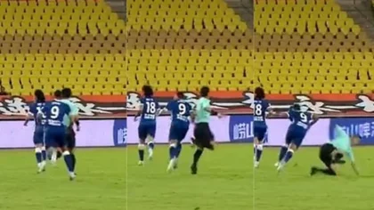 Suspendieron un año a un jugador por chocar al árbitro