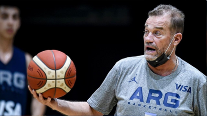 Néstor García dejó de ser técnico de la Selección de Básquet