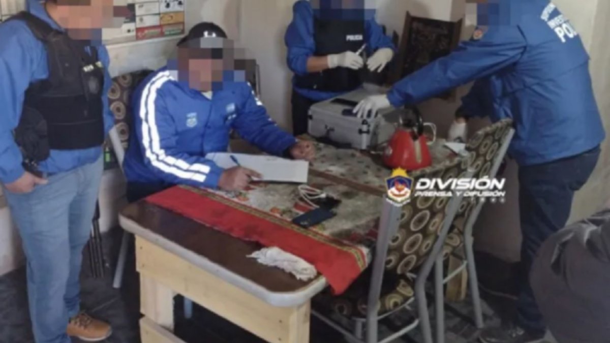 Neuquén: le hackearon el mail y la amenazaban con publicar sus fotos privadas