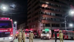 Sirenas, bomberos y evacuados en el Bariloche Center
